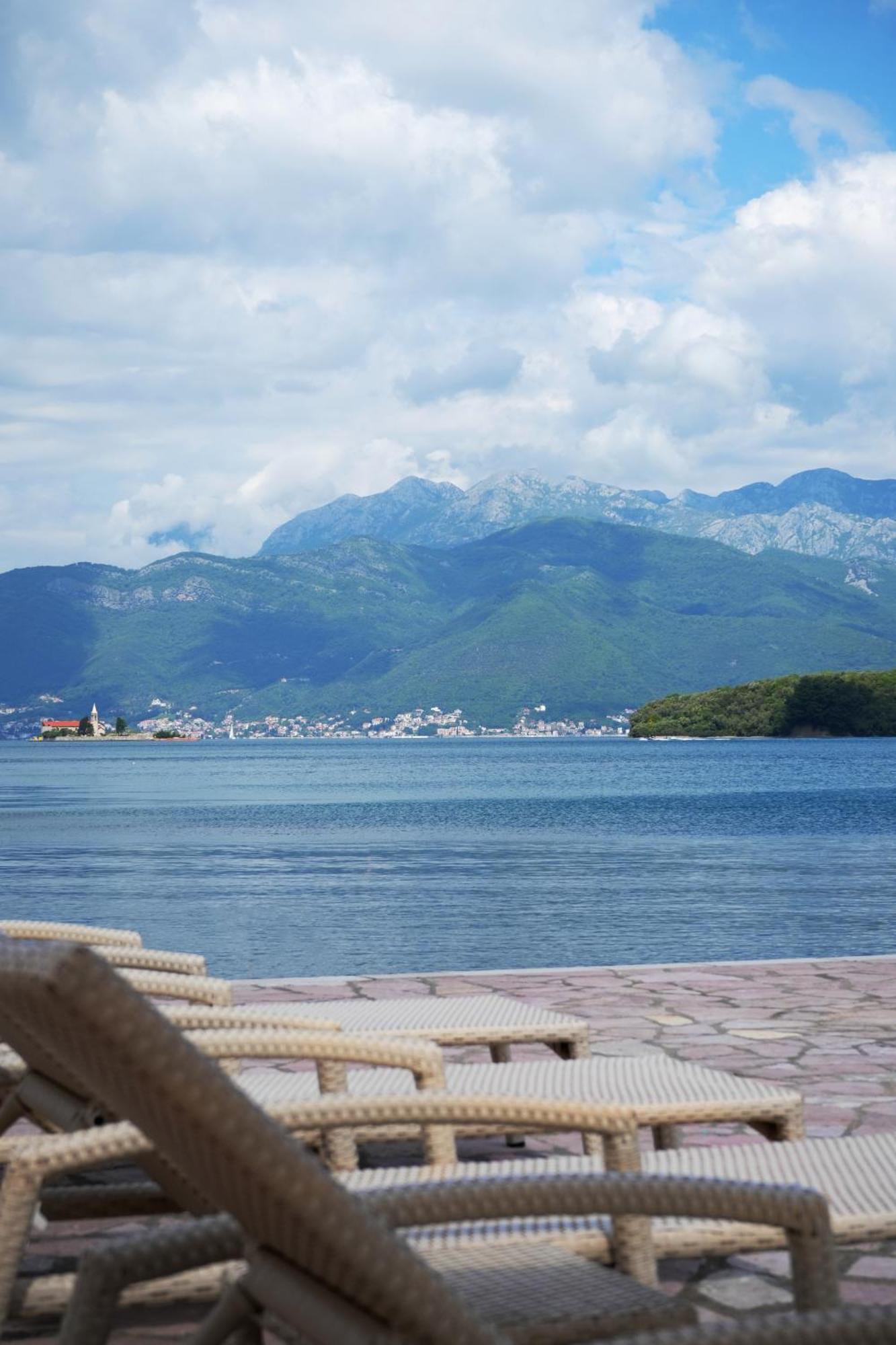 Apart-Hotel Villa Lav Nova Pec Екстериор снимка